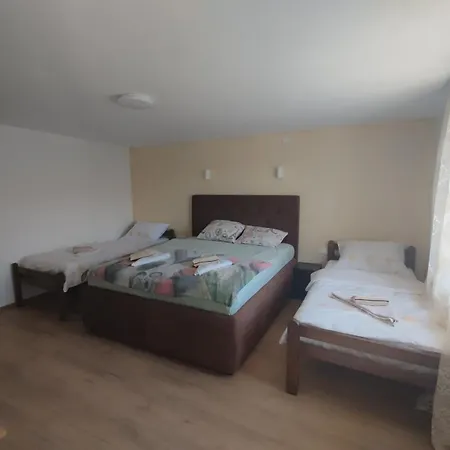 Todorovic Apartament *